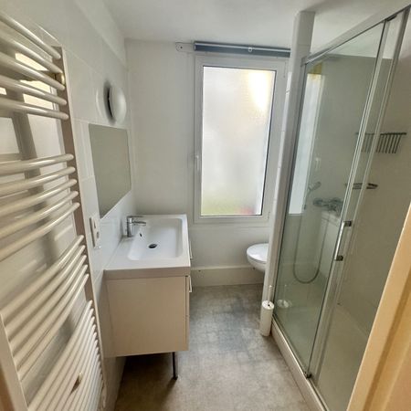 Location Appartement 2 pièces 44m² PAIMPOL 22500 - Photo 4