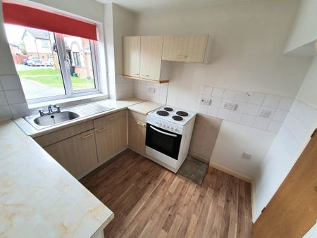 Railton Jones Close, Bristol, Stoke Gifford - Photo 3