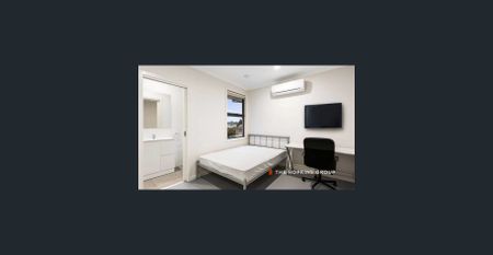 Top Notch Living, close to Monash Uni - Private ensuite! - Photo 2