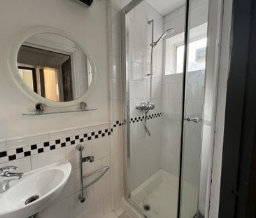 5 bedroom terraced house to rent - Photo 3