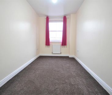 4 bedroom terraced house to rent - Photo 2