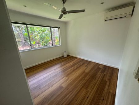 Seventeen Mile Rocks - Photo 5