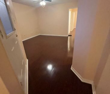 For Lease - 5107 Lampman Avenue, Burlington, Ontario - Photo 2