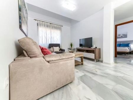 Calle Salitre, Málaga, Andalusia 29002 - Photo 3