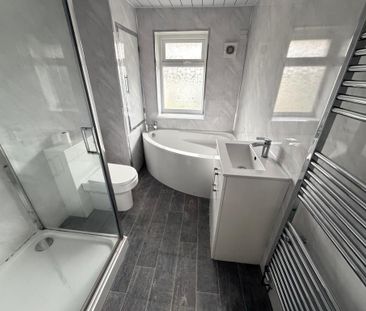 3 bedroom terraced house to rent - Photo 4