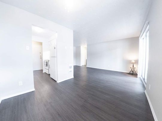 Pinegrove Apartments - ALL INCLUSIVE - Photo 1