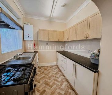 Arcadian Gardens, London, N22 - Photo 3