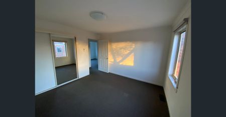 YOUNG AT HEART AND EASY LIVING - Photo 5