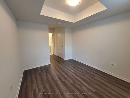 For Lease - 151 Honeycrisp Cres Crescent Unit# 171, Vaughan, Ontario - Photo 4