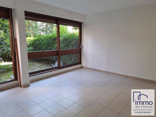 Location appartement studio 1 pièce 34 m² à Rocquencourt (78150) La Breche - Photo 1