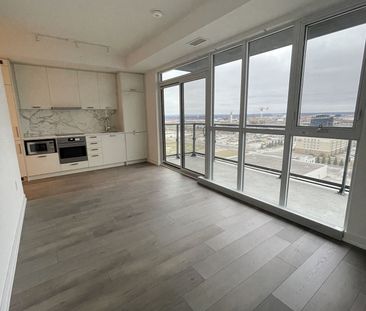 For Lease - 10 Honeycrisp Crescent Unit# 1717, Vaughan, Ontario - Photo 1