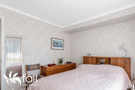 Sunny, Spacious & Ultra-Convenient Lenah Valley Living - Photo 5