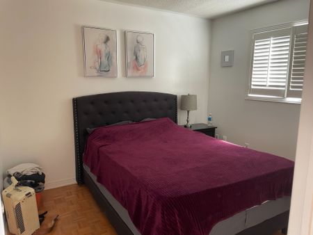 For Lease - 37 Sylwood Crescent, Vaughan, Ontario - Photo 2