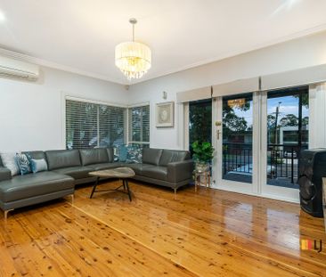 Family Home In Convenient Location! - Photo 4