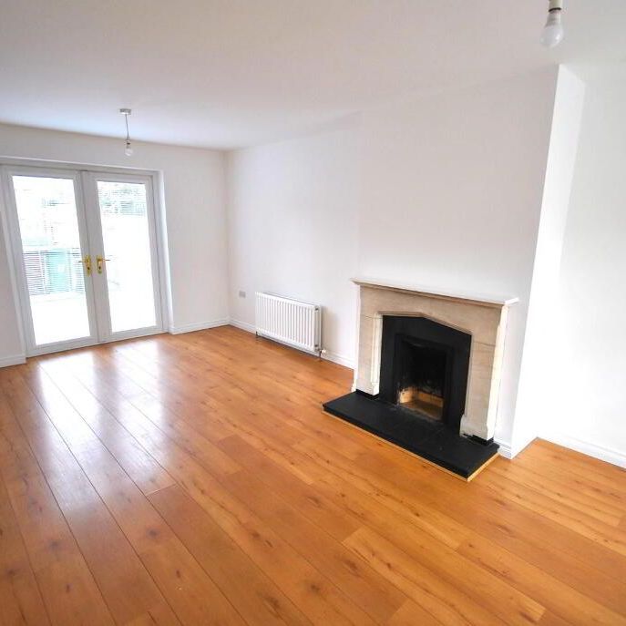 17 Demesne Drive, Ballywalter, BT22 2UJ - Photo 1