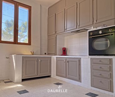 Location Maison 3 pièces 78m² CHATEAURENARD 13160 - Photo 3
