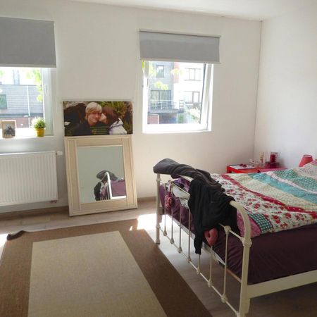 Totaalgerenoveerd appartement : geen algemene kosten - Foto 3