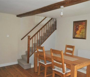 3 bedroom semi-detached house to rent - Photo 2