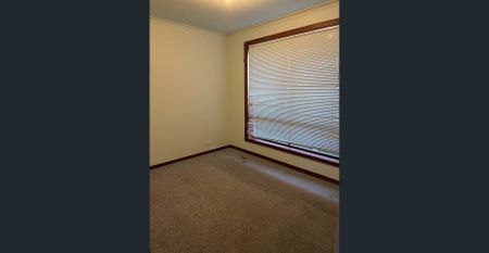 18 Lancelot Court Kings Park - Unique Opportunity! - Photo 5