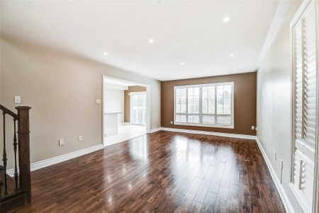 For Lease - 1470 Pate Court, Mississauga, Ontario - Photo 2