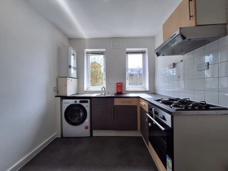 2 Bed Flat, Waldram Crescent, SE23 - Photo 3