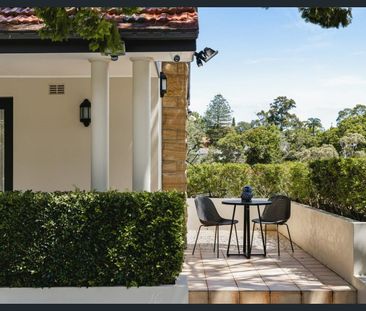 Beautifully Renovated Home in Premium Quality for Resort Style Living - Photo 2