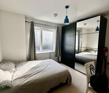 Room in a Shared Flat, Dan Court, NW10 - Photo 2