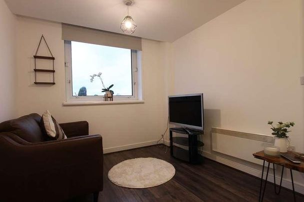 Waterfront West, Brierley Hill, DY5 - Photo 1