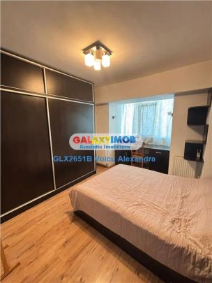 Apartament 3 Camere Calea Calarasilor - Piata Muncii - Parcare - Photo 1