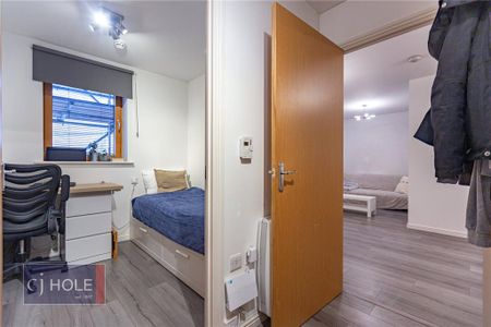 2 bedroom apartment to rent - Photo 5