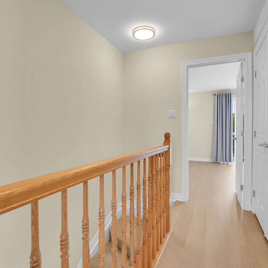 For Lease - 64 Mayflower Private, Woodroffe, Ontario - Photo 1