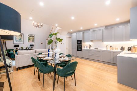 Woods Mews, W1K - Photo 2