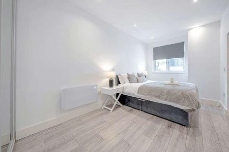 Avenir Heights, Station Approach Road, Coulsdon, CR5 - Photo 5