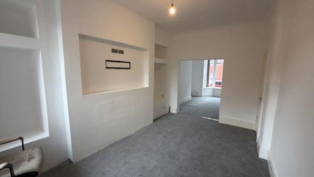 3 bedroom terraced house to rent - Photo 4