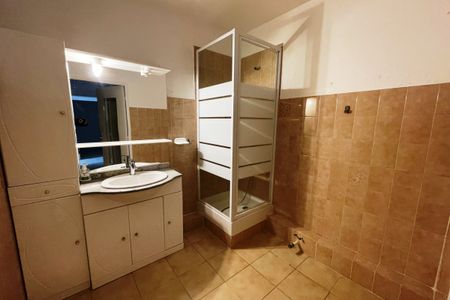 Dans secteur résidentiel recherché - Appartement T2 - Photo 4