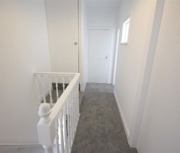 3 Bedroom House - Terraced To Let - Photo 6