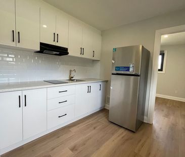 For Lease - 49 Ladner Drive Unit# Unit 2, Toronto, Ontario - Photo 3