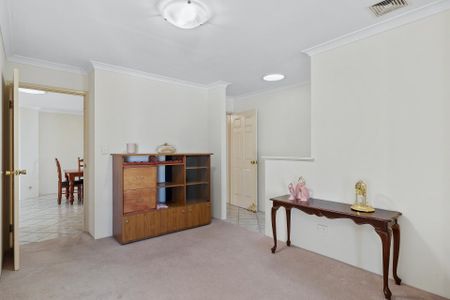 14 Blackwood Parade, Dudley Park. - Photo 2