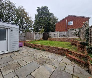 3 bedroom semi-detached house to rent - Photo 6