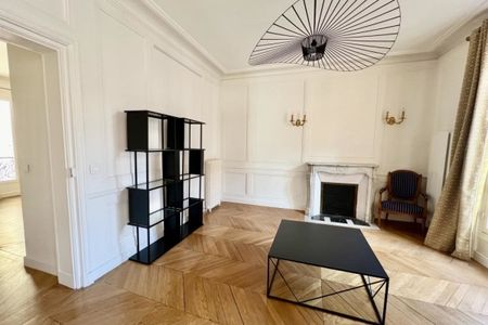 Appartement à louer à Paris 8Ème - Photo 3