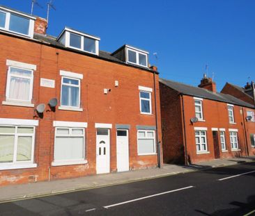 North Road, Chesterfield - Photo 4