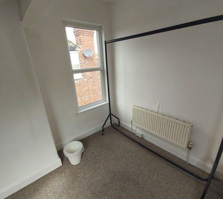 Noster Street, Beeston, Leeds, LS11 8QJ - Photo 2