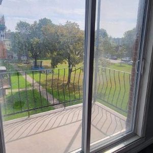 2 CH - 1 SDB - Québec - $1,047 /mo - Photo 2