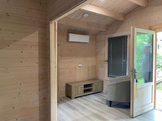 Self-contained Studio - Photo 1