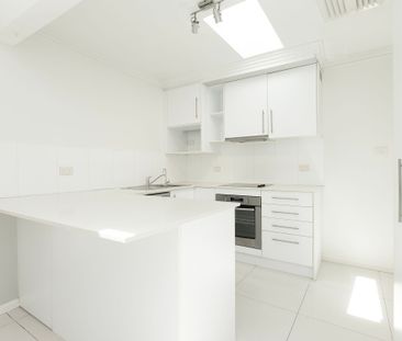 Victorian terrace with a separate studio - Photo 5