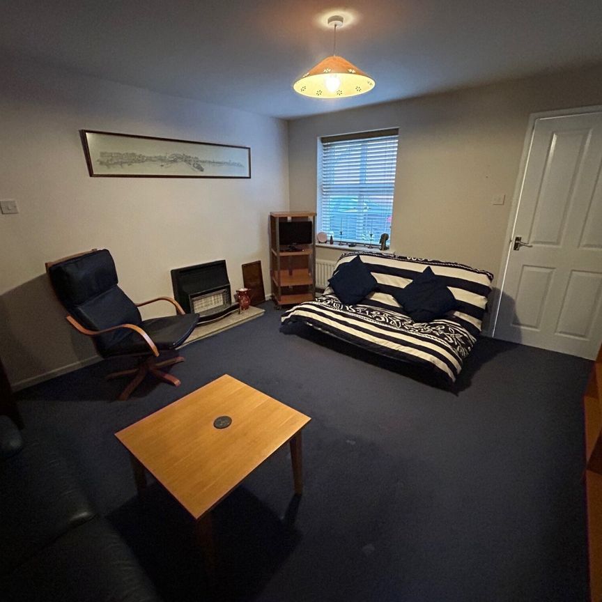 2 bedroom house to rent - Photo 1