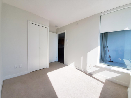 Park Avenue West One Bedroom Condo - Photo 5