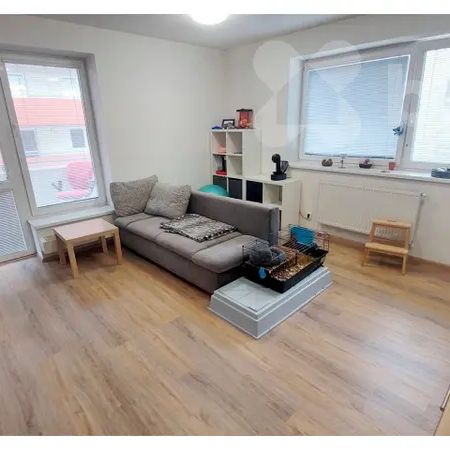Pronájem bytu 2+kk 48 m - Fotografie 1