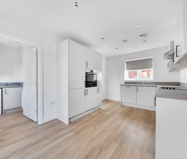 River Bank Close, Northampton, Upton - Photo 4