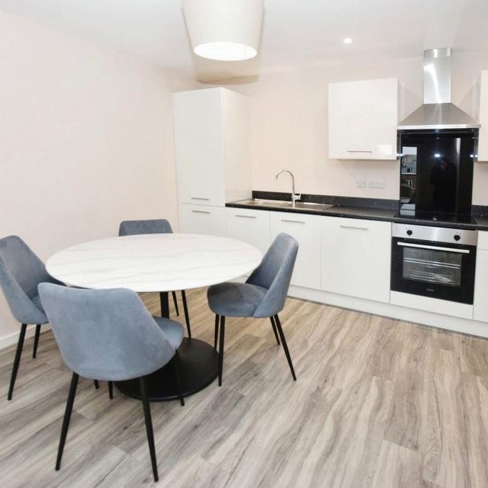 2 bedroom flat to rent - Photo 1